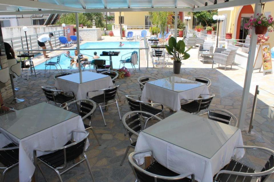 Hotel Vive Mar Preveza Esterno foto